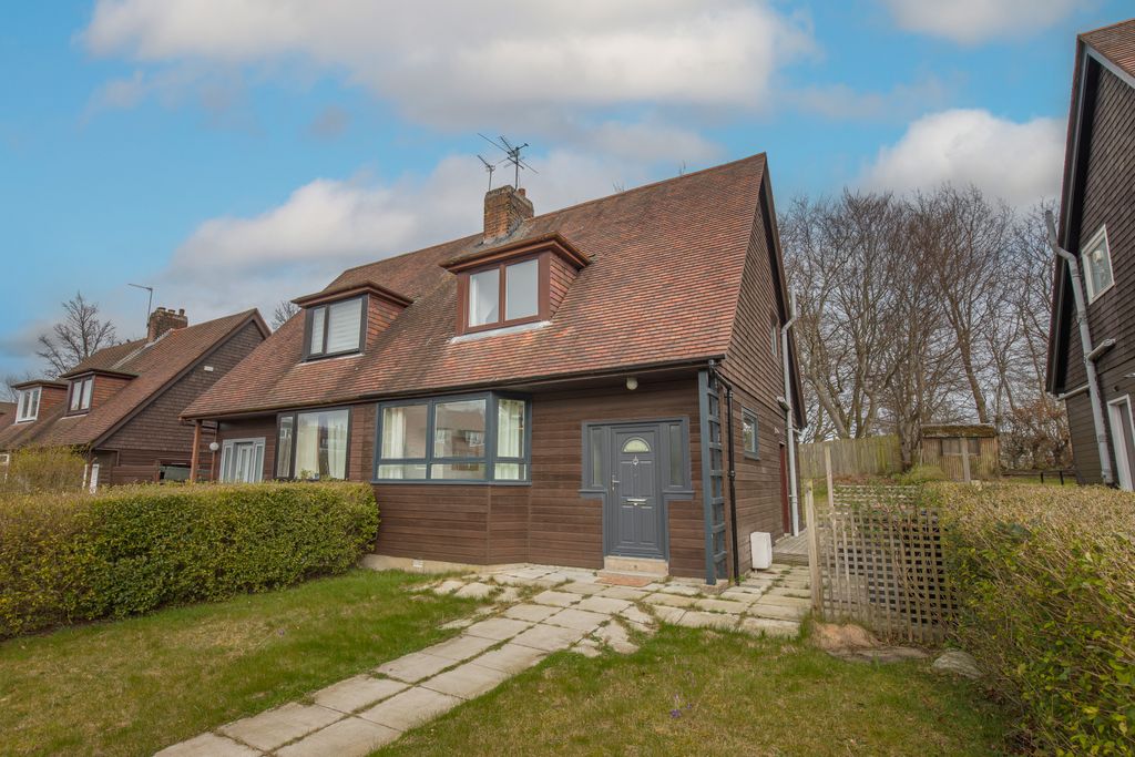 Property photo 1 of 18 Exterior