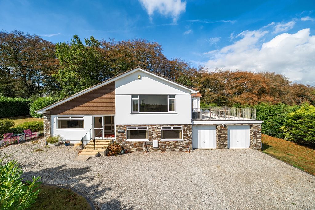 Property photo 1 of 25 1511980-2-1A03F91...