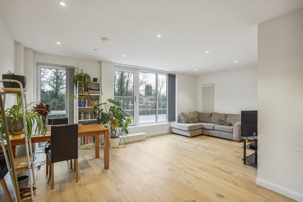 Property photo 3 of 8 84285_59 Garland ...