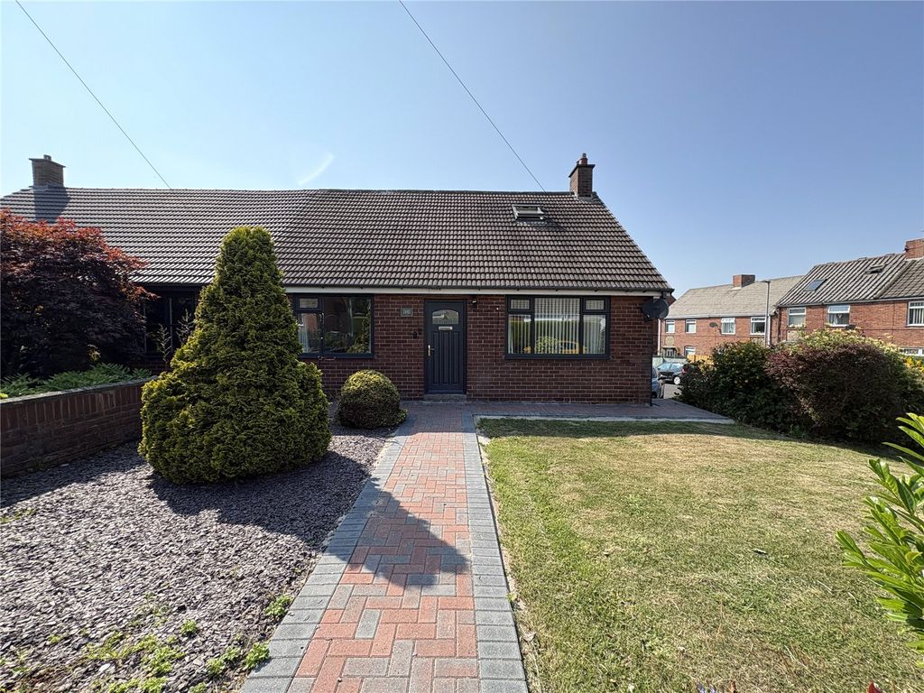 Property photo 2 of 33 Picture No. 37