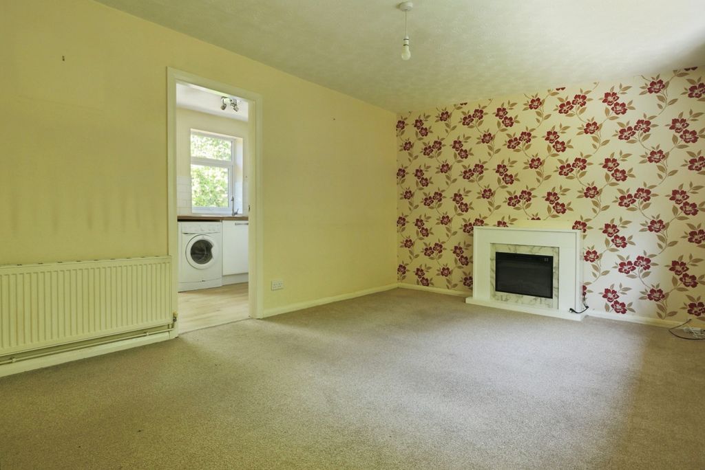 Property photo 3 of 15 3773358