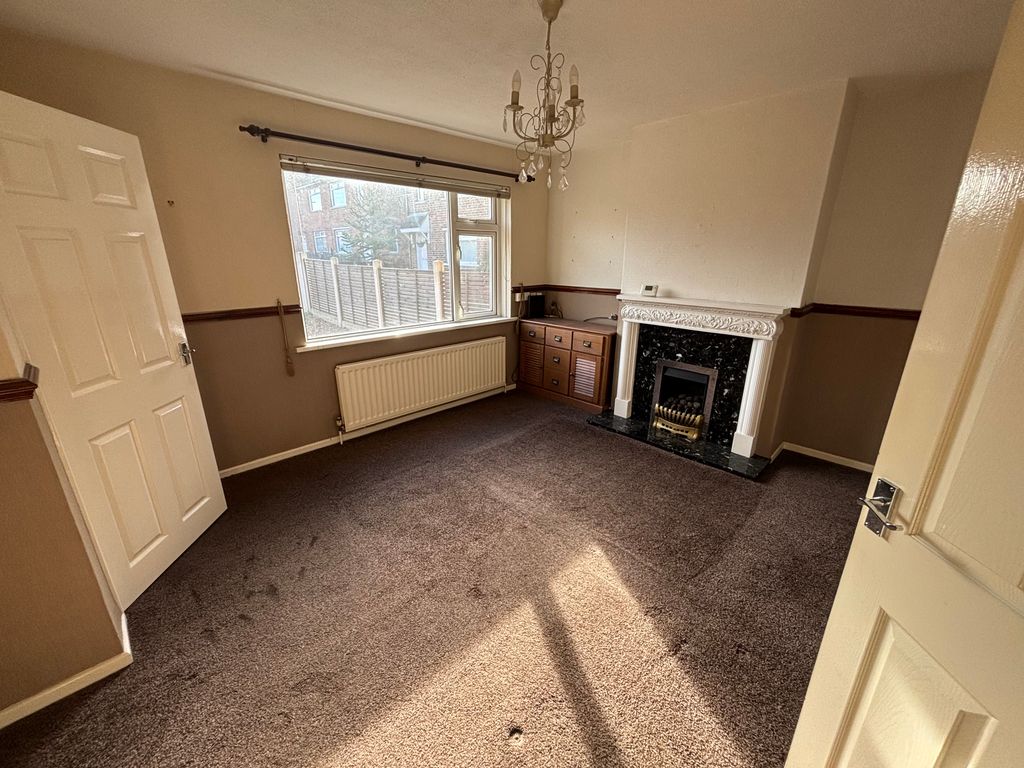 Property photo 2 of 11 Image