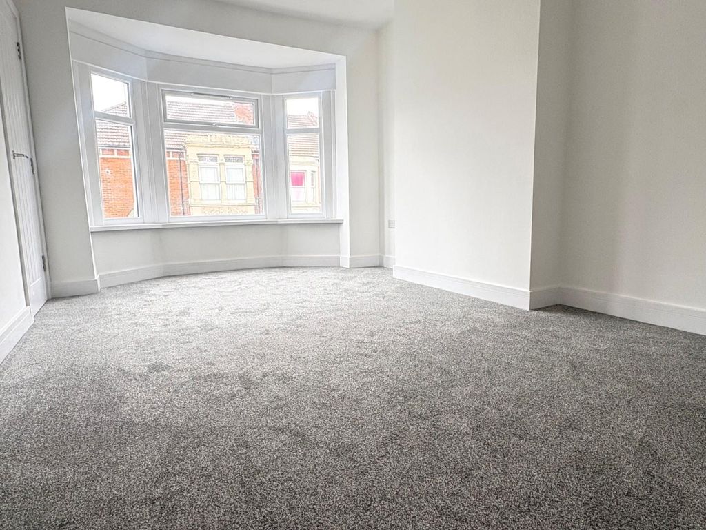 Property photo 3 of 10 1.Jpg