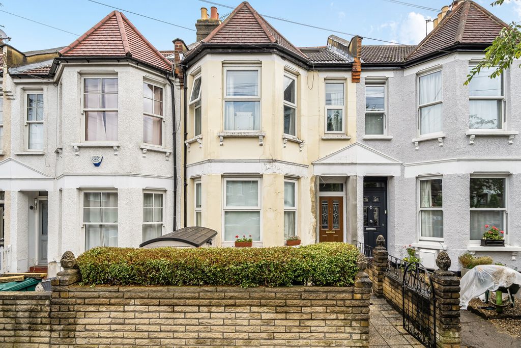Property photo 1 of 14 1465458-1-6A1Ea36...