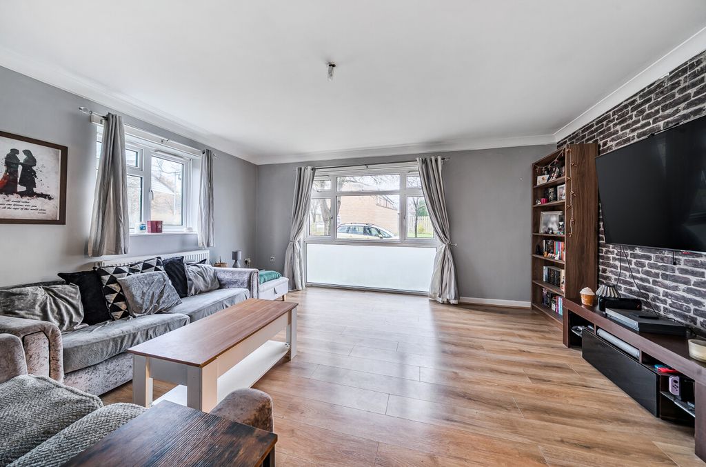 Property photo 2 of 16 1383717-5-692Db29...