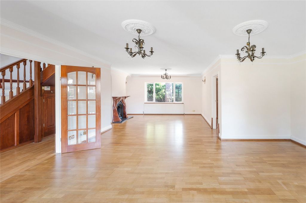 Property photo 2 of 19 Picture No. 04