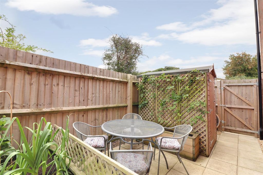 Property photo 3 of 16