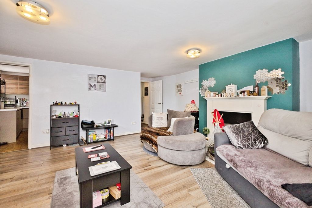 Property photo 2 of 13 Living Room