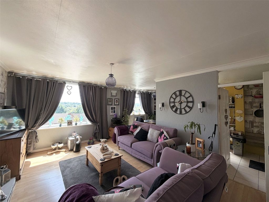 2 bed flat for saleMiddleton Hall Road, Birmingham, West Midlands B30 photo 4
