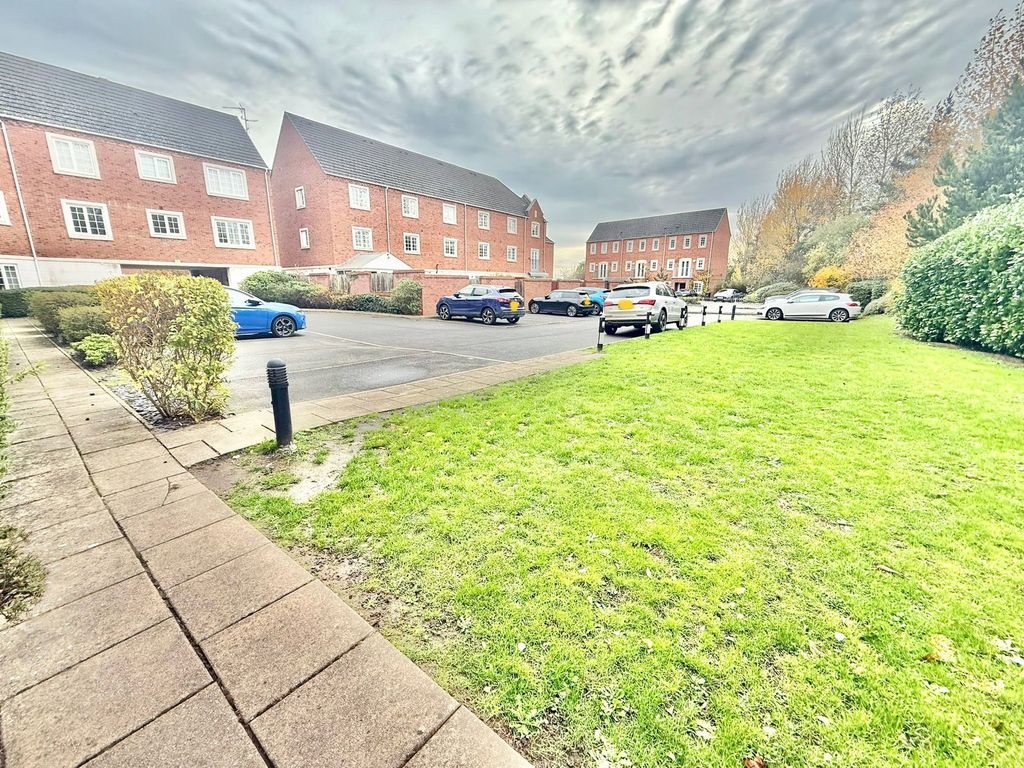 Additional image 12 of 2 bed flat for saleDonnington Court, Dudley DY1