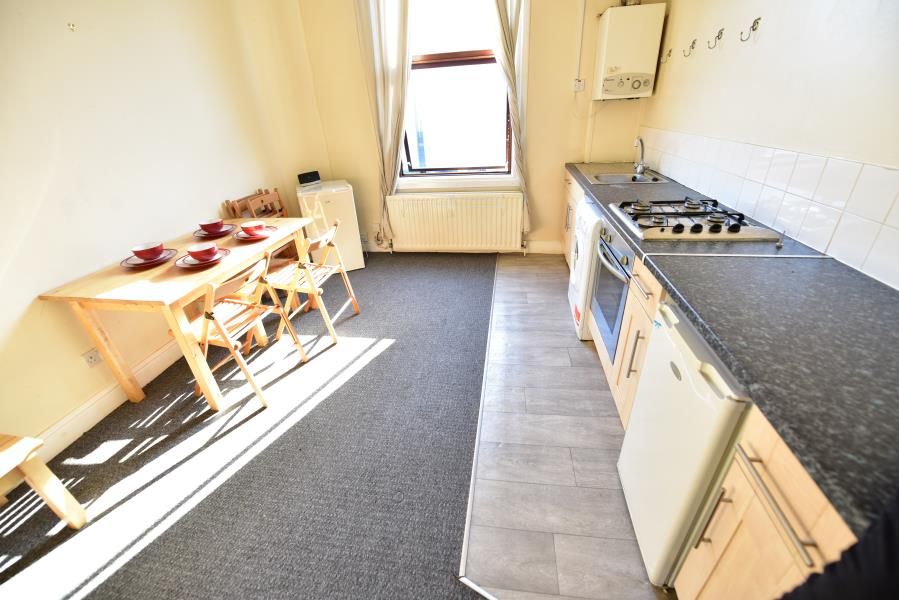 Property photo 3 of 4