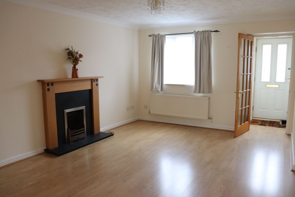 Property photo 3 of 21