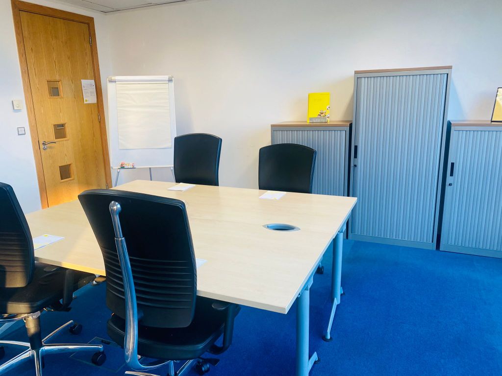 Property photo 2 of 20