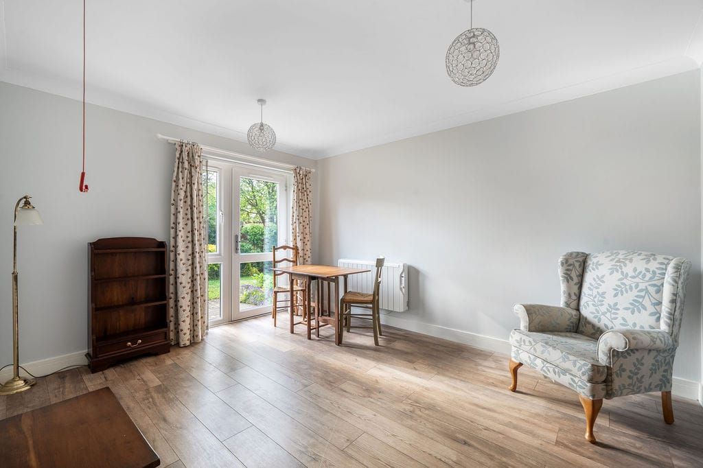 Property photo 2 of 12