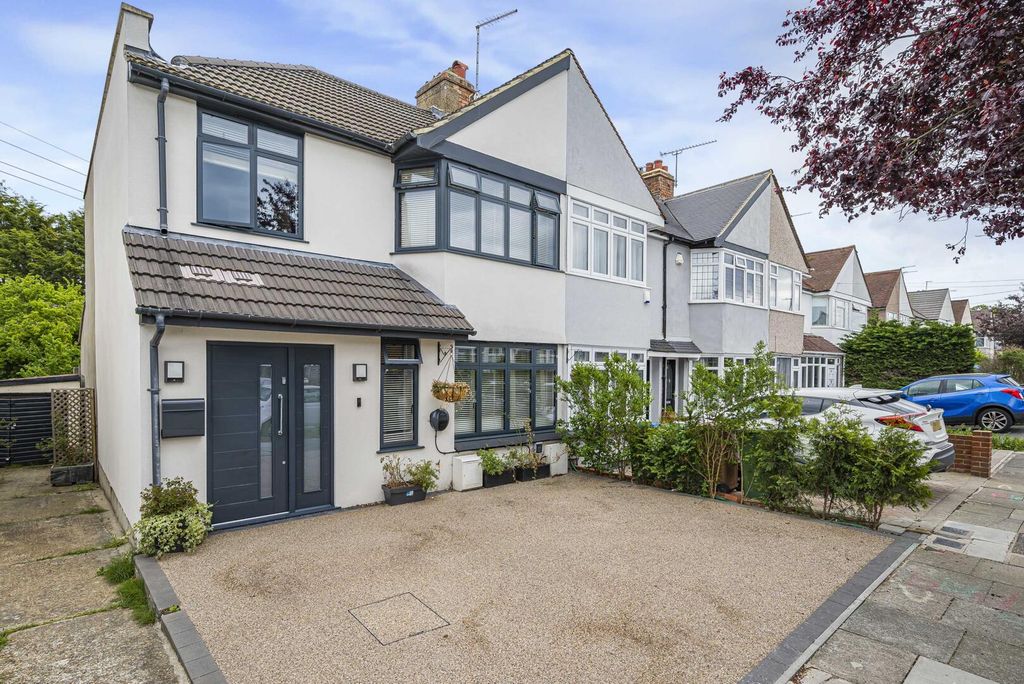 Additional image 34 of 4 bed end terrace house for saleShirley Avenue, Bexley DA5