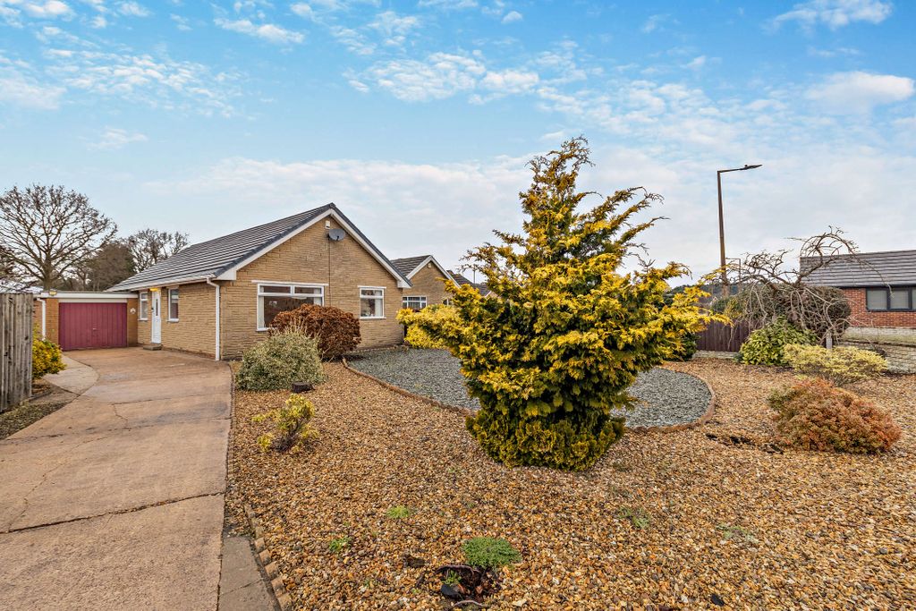 Property photo 1 of 16 Img_5375