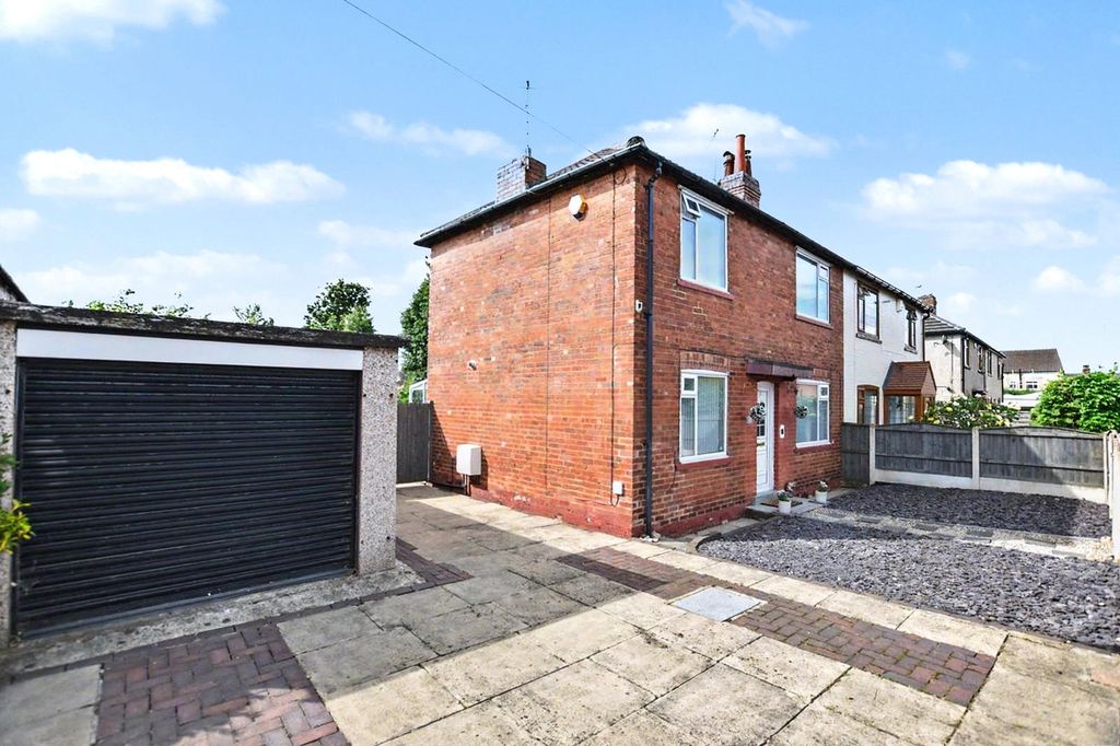 Property photo 1 of 16 Picture No. 23