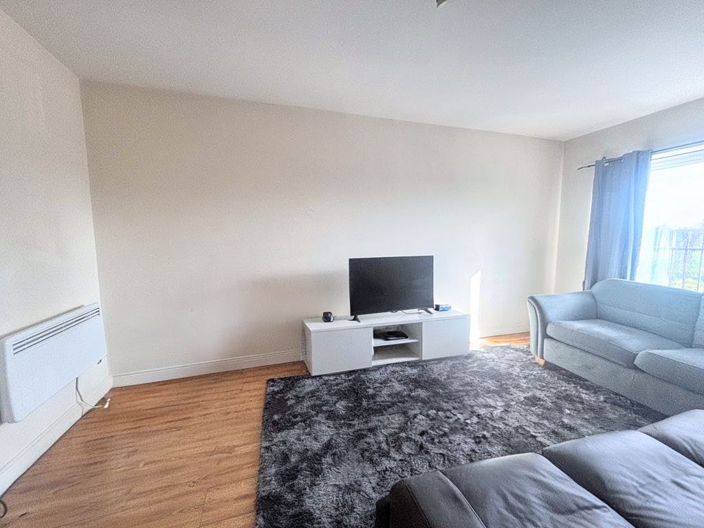 Property photo 1 of 4