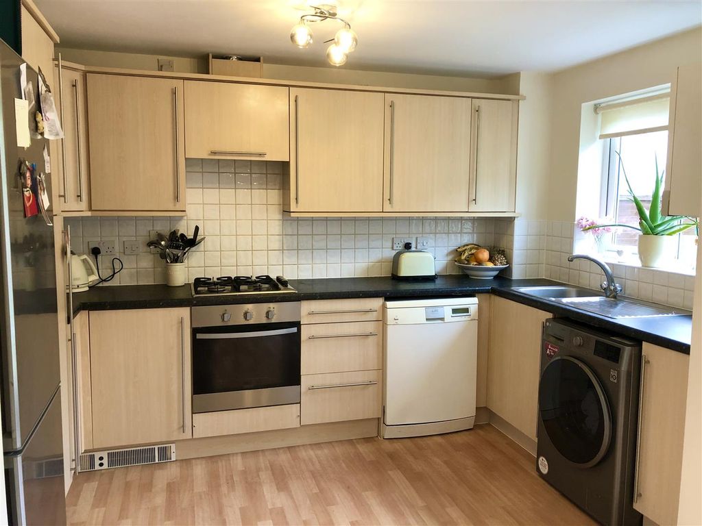 Property photo 2 of 17 Kit 1.Jpg