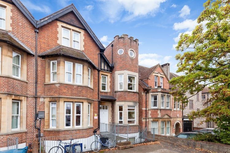 Property photo 1 of 9 207536