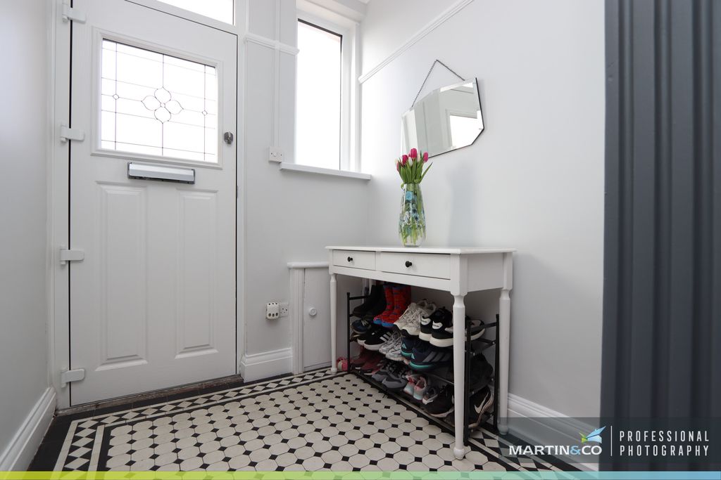 Property photo 3 of 21