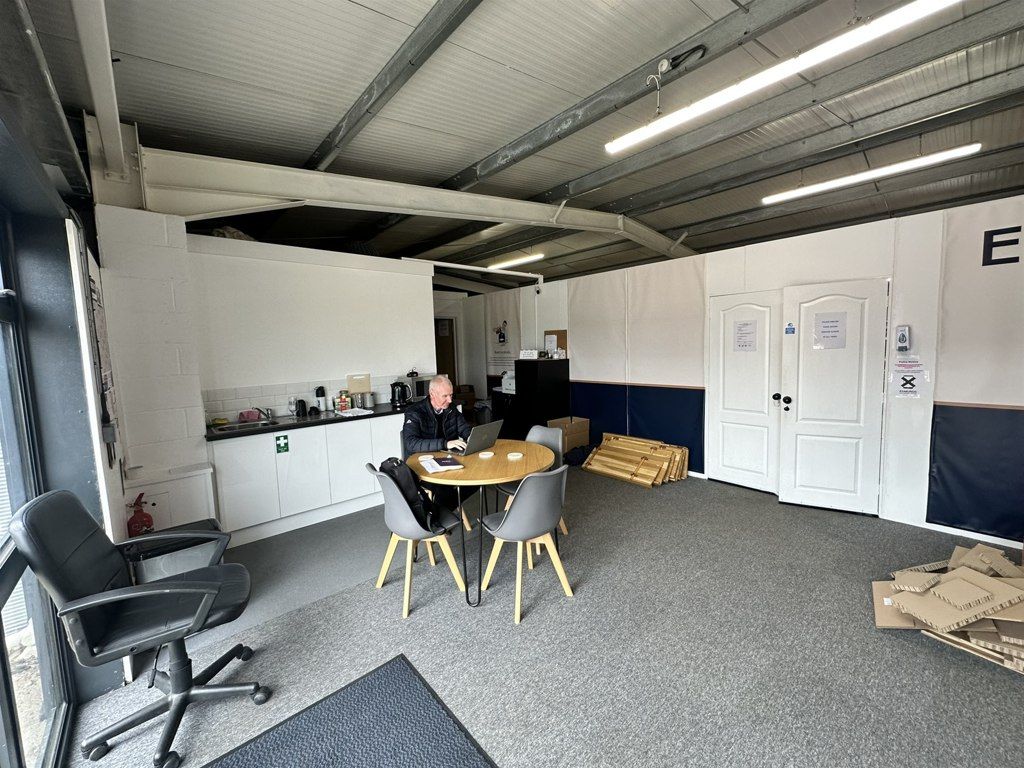 Property photo 3 of 18 Photo 3