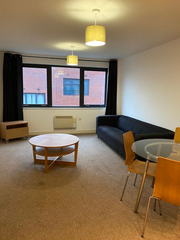 Property photo 2 of 8