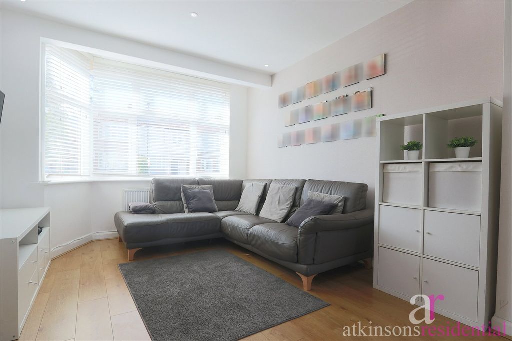 Property photo 3 of 19 Picture No. 07