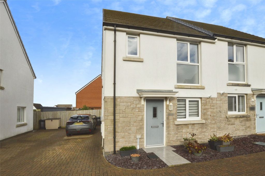 Property photo 1 of 12 1 - Picture No. 22