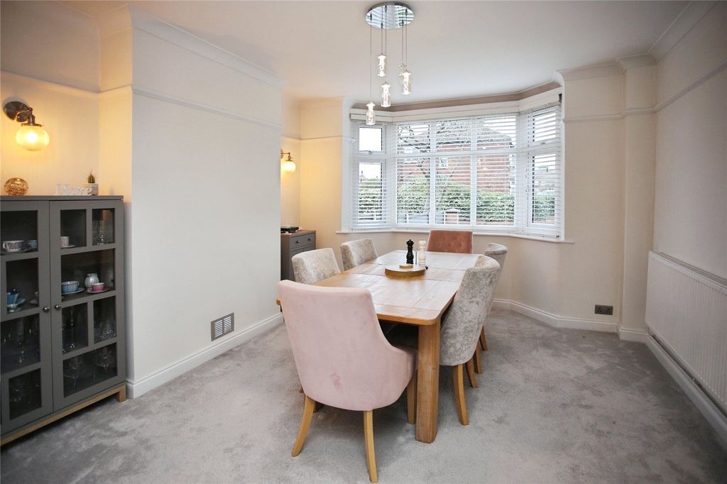 Property photo 3 of 25 Picture No. 17