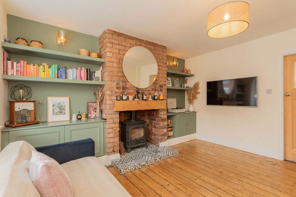 Property photo 3 of 34 Photograph