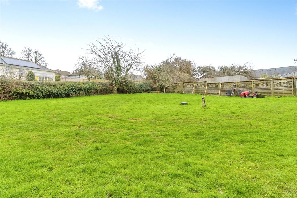 Property photo 3 of 32 Picture No. 54