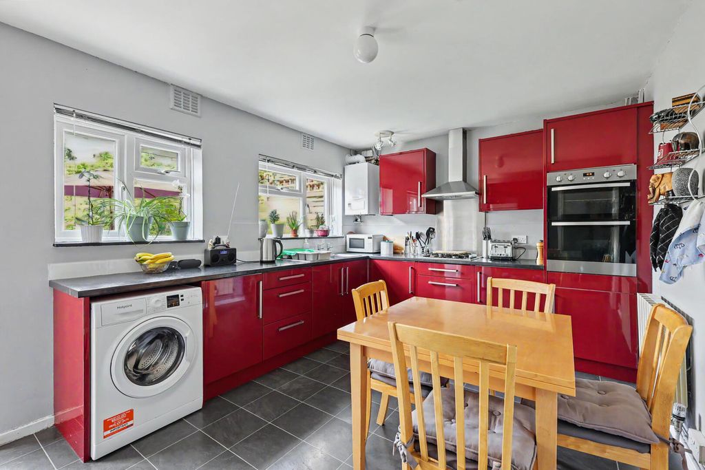 Property photo 2 of 37 Kitchen