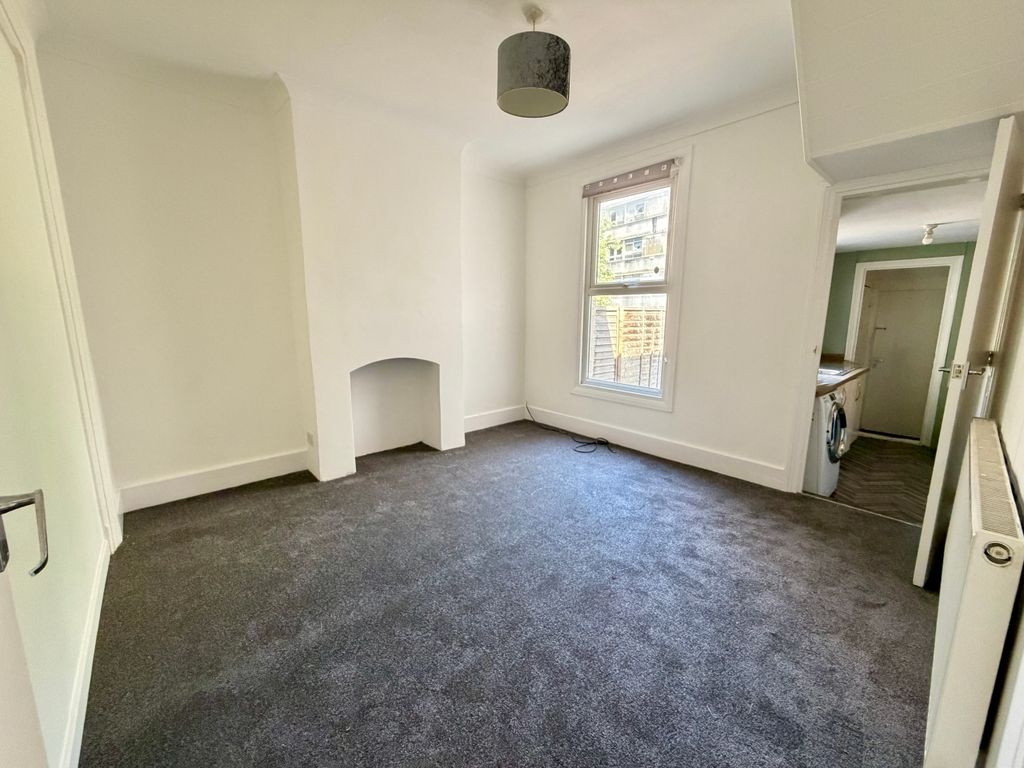 Property photo 2 of 9 Img_0717.Jpg