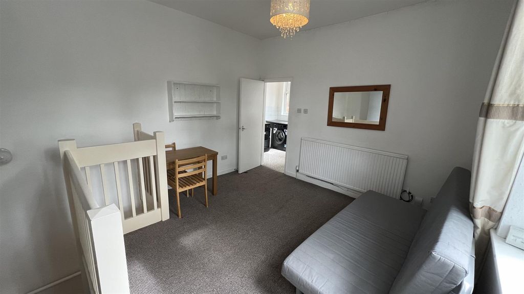 Property photo 2 of 16 Img_1176.Jpg