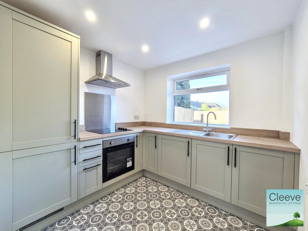 Property photo 2 of 9 1000098475