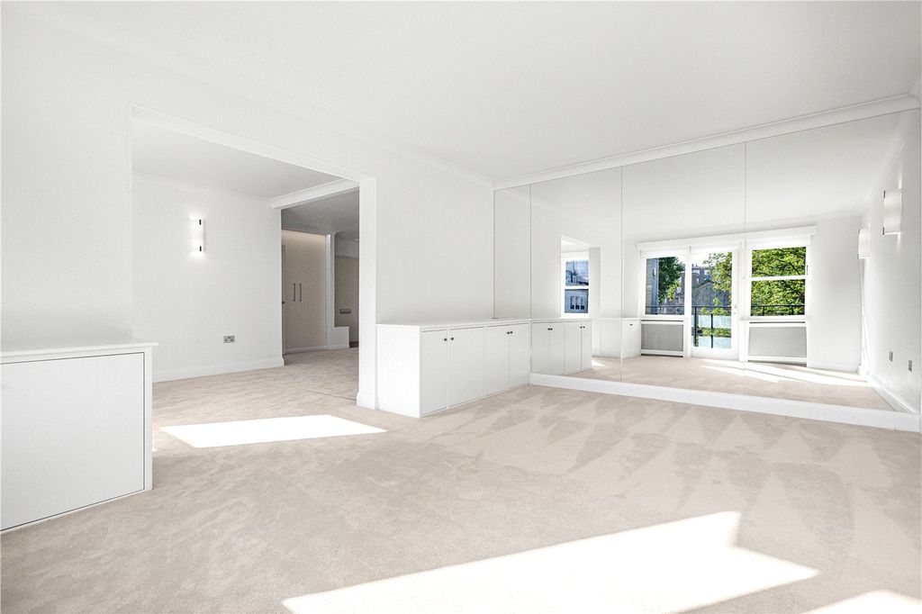 Property photo 1 of 10 Picture No. 05