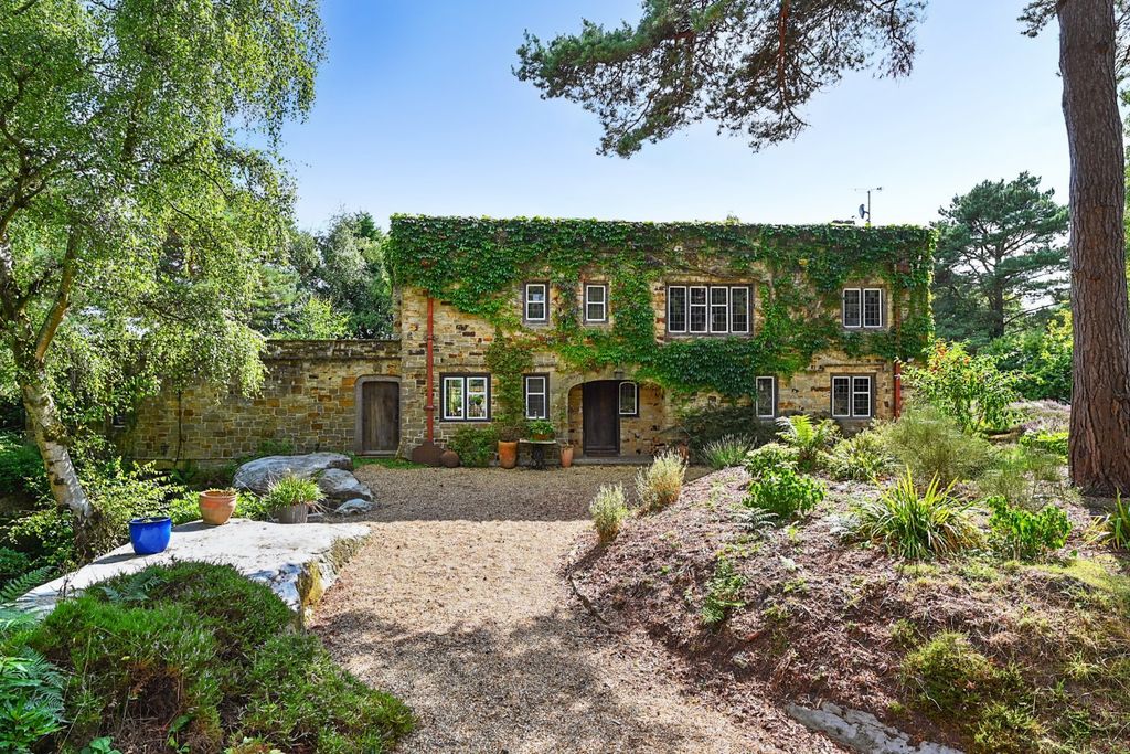 Property photo 1 of 27 Picture No. 26