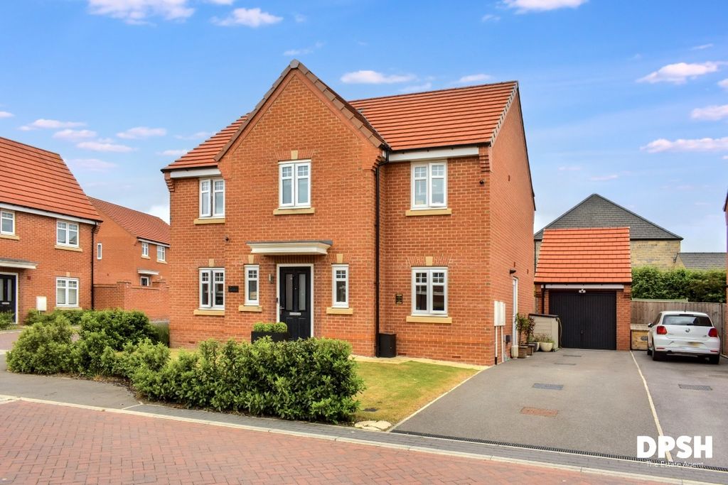 Property photo 1 of 38