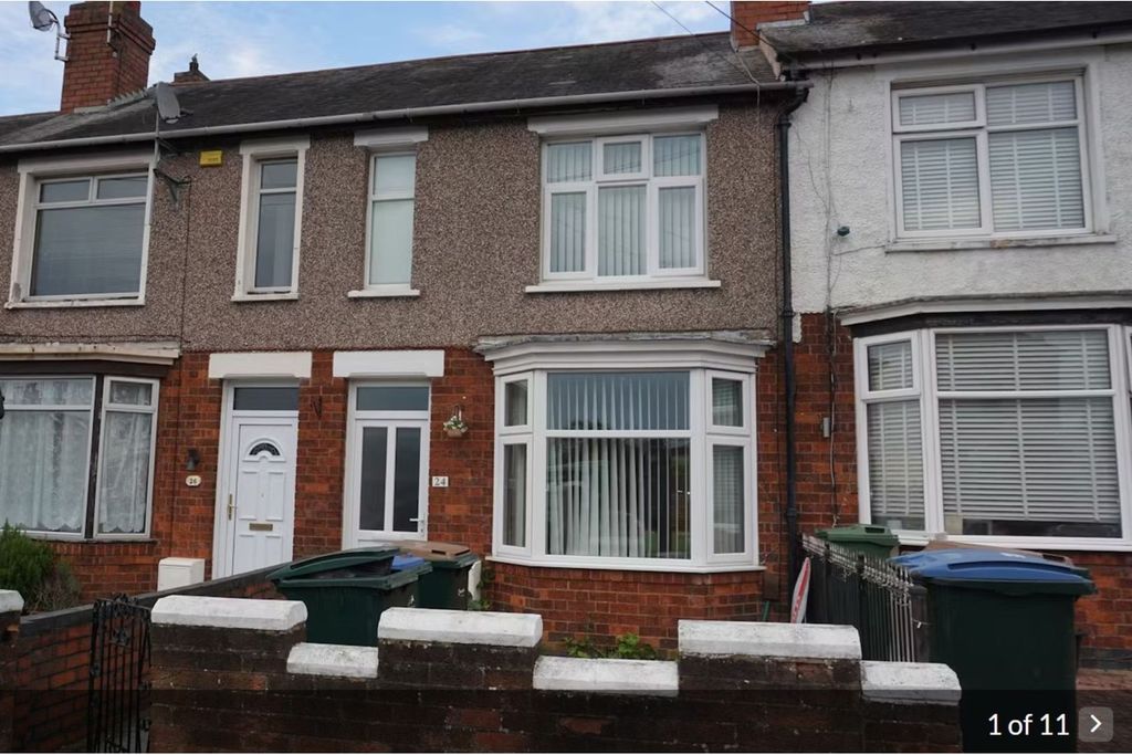 Property photo 1 of 11