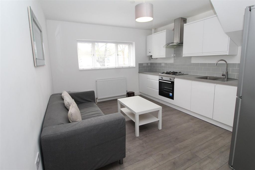 Property photo 1 of 8 Img_2133.Jpg