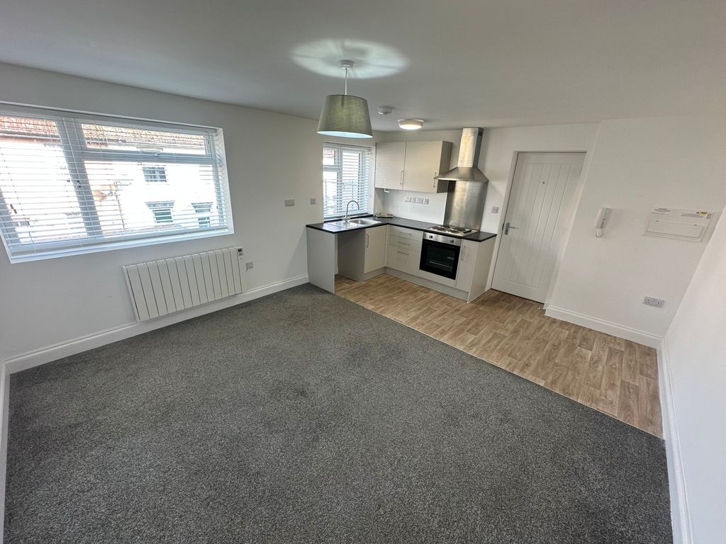 Property photo 2 of 4 Living Room