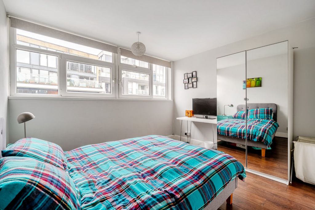 Property photo 2 of 14 Picture No. 08