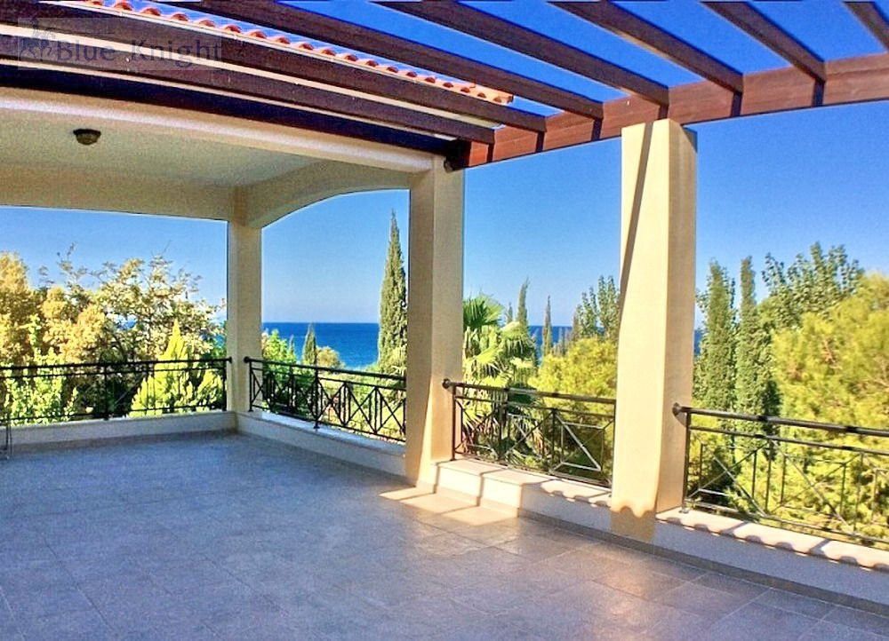 Property photo 3 of 21