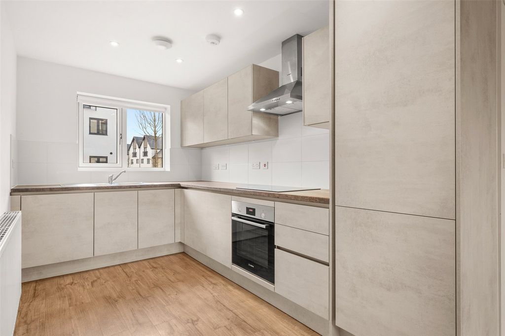 Property photo 2 of 13 Picture No. 08