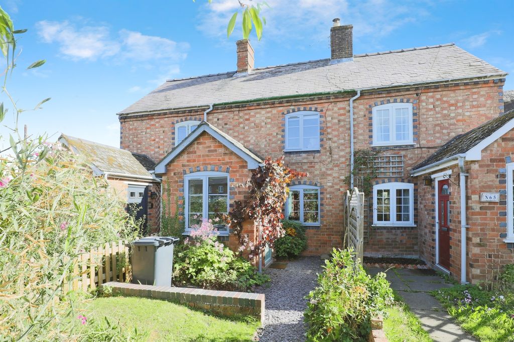 Property photo 1 of 18