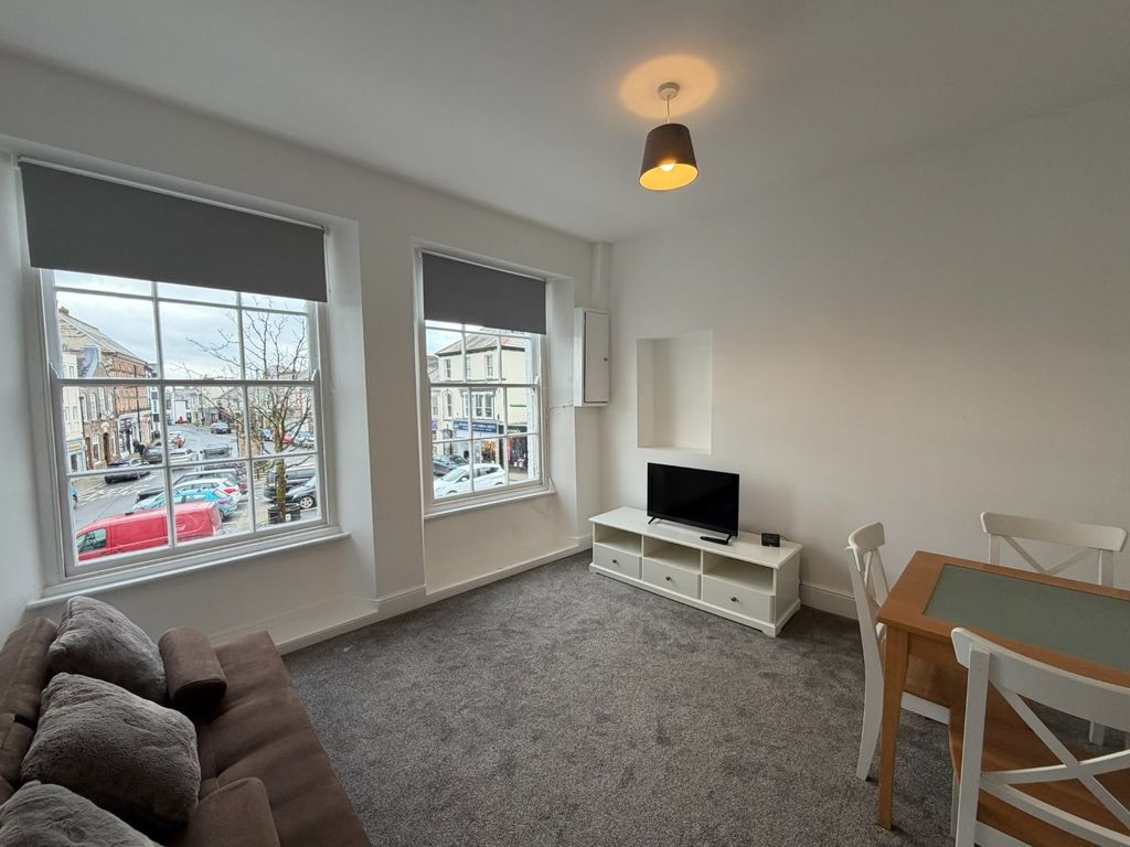 Property photo 2 of 9 5243683