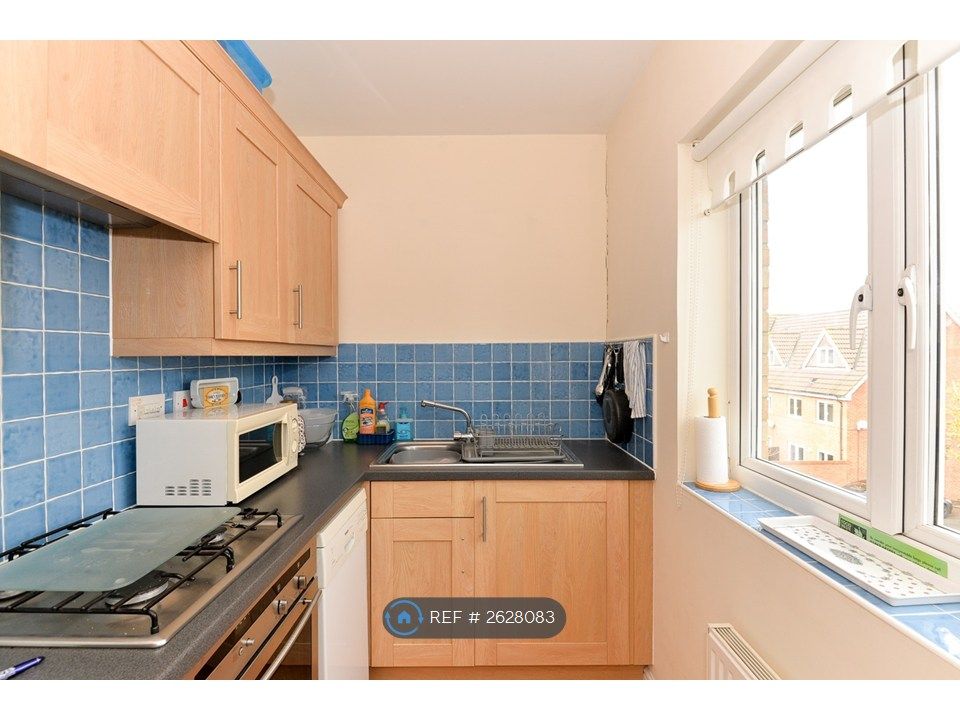Property photo 3 of 12