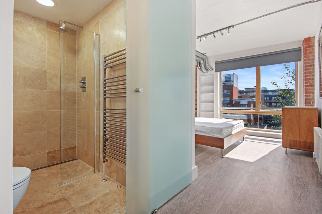 Property photo 3 of 11 4A05862F-E224-4850-92d3-9F9Eba5B076Damgwl - 9 Lumi