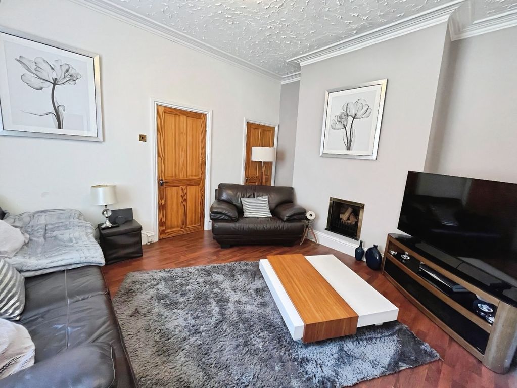 Property photo 3 of 15 5065792